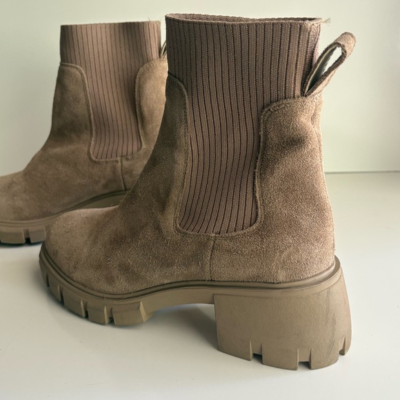 New Steve Madden Hayle Chelsea Boot Size 9M - Picture 5 of 8